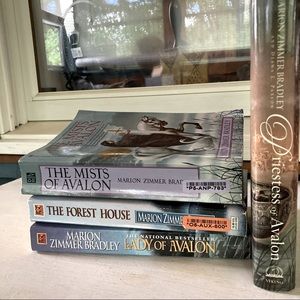 The Mists of Avalon series books 1-4 - Marion Zimmer Bradley